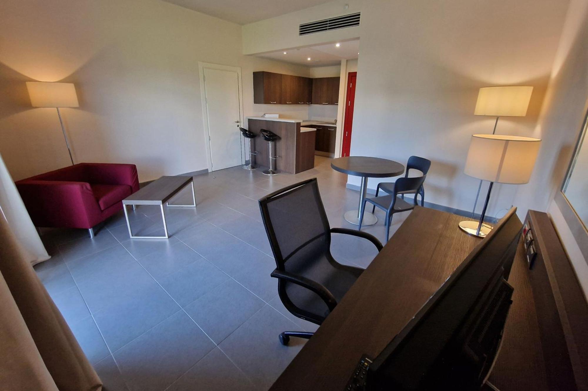 Inn Naples Airport Gricignano dʼAversa Eksteriør billede