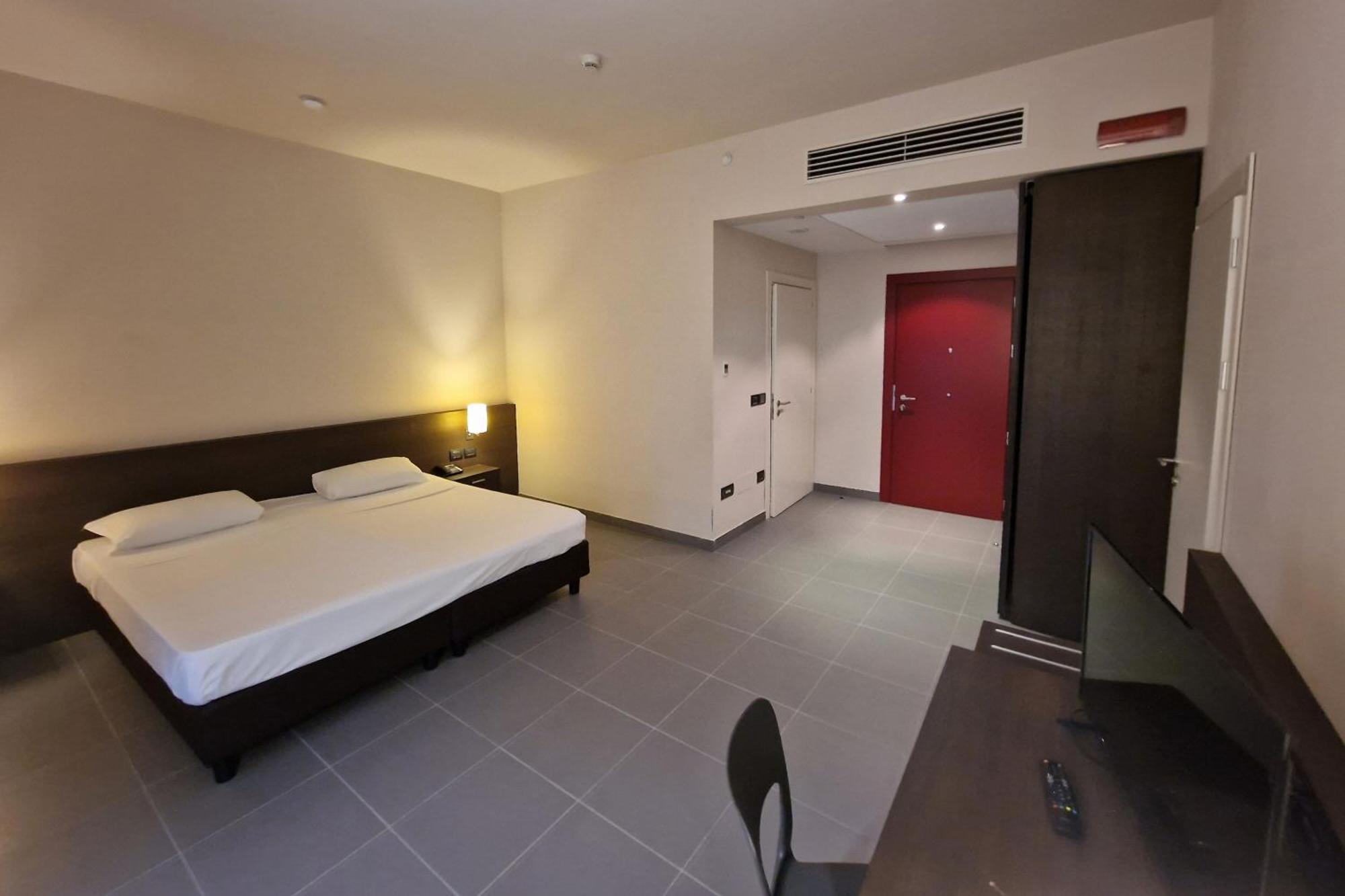 Inn Naples Airport Gricignano dʼAversa Eksteriør billede